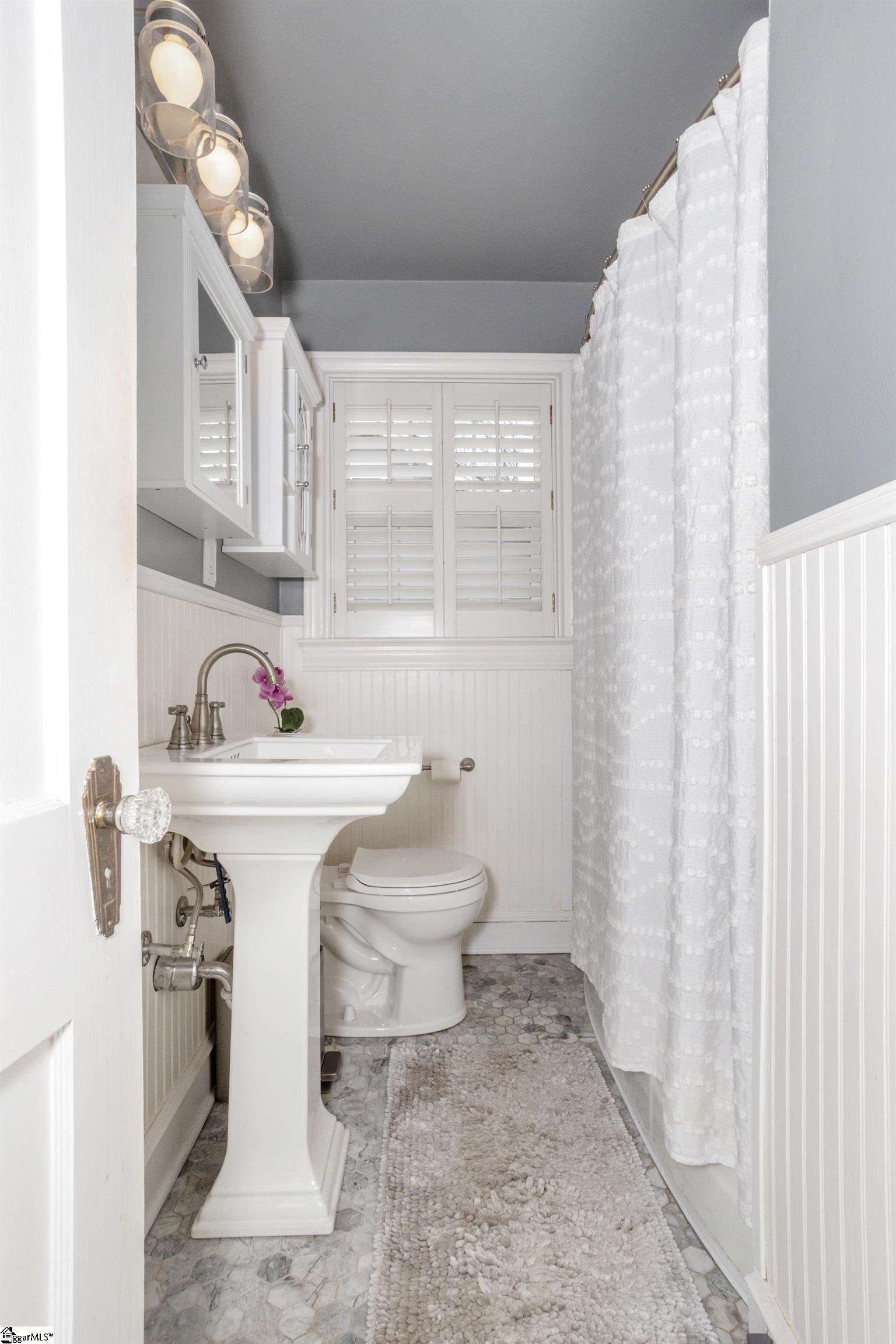 Greenville, South Carolina 29607, United States, 3 Bedrooms Bedrooms, ,1 BathroomBathrooms,Residential,Contingent,84548