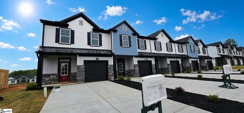 Photo of 425 Belgrove Way Lot 117 #Lot 117, Easley, SC 29640 (MLS # 1591424)