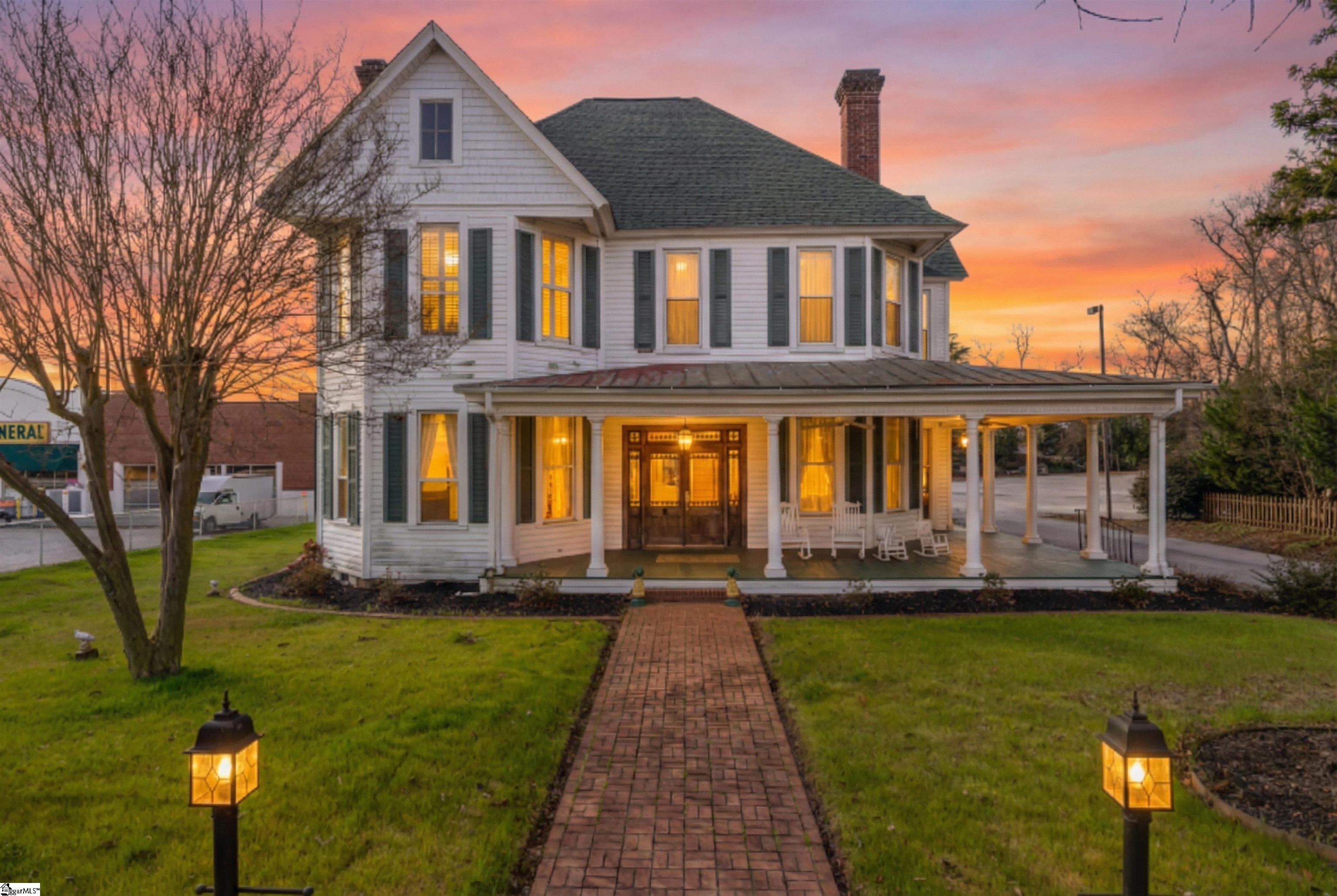 208 S Main Street, Abbeville, SC, 29620