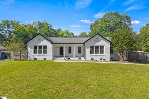 Photo of 211 N Catherine Street, Pickens, SC 29671 (MLS # 1606150)