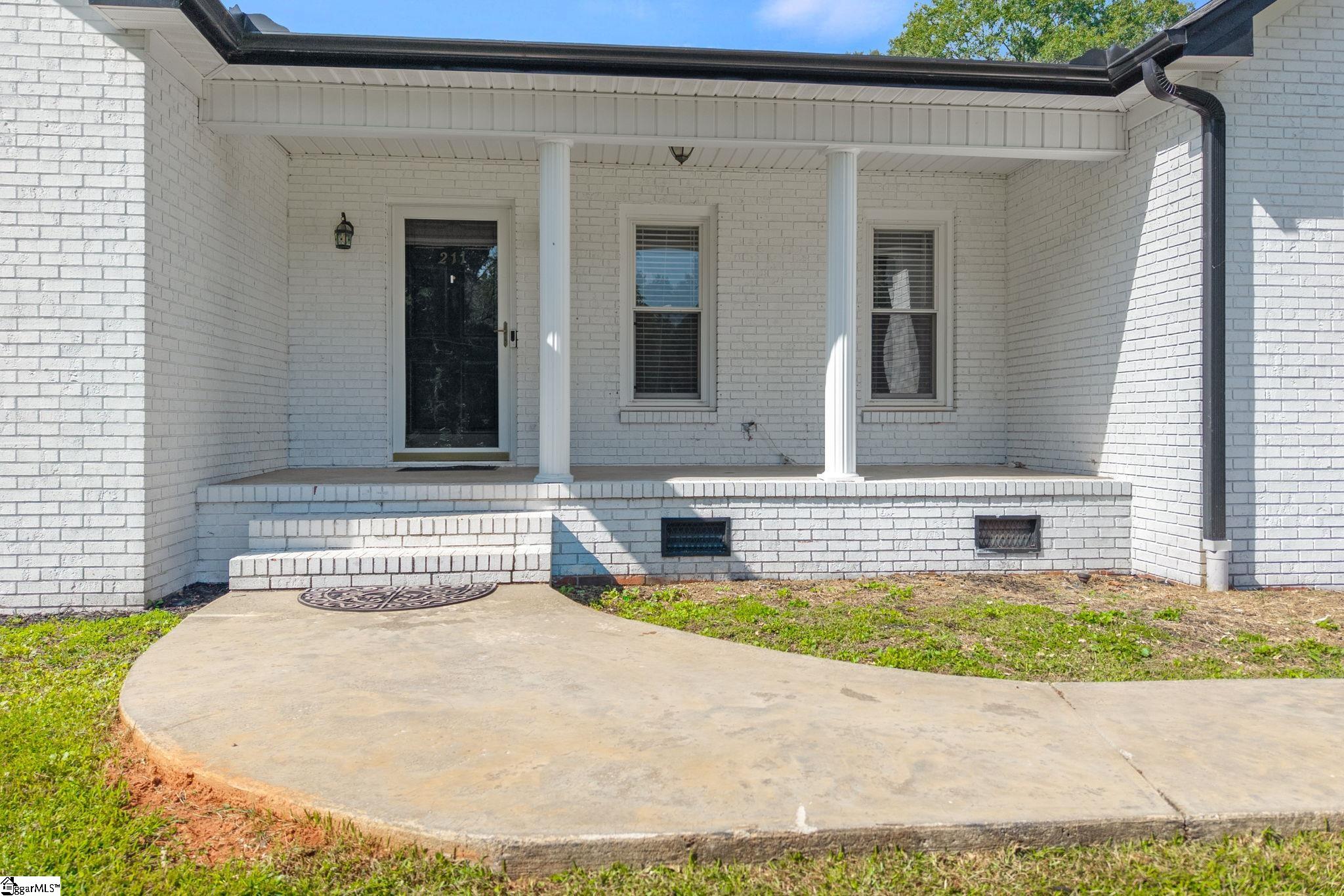 211 N Catherine Street