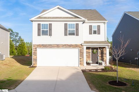 Photo of 1208 Canter Place Place, Roebuck, SC 29376 (MLS # 1586599)
