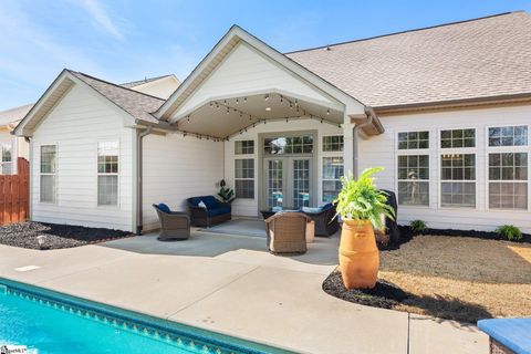 Tiny photo for 106 Common Oaks Court, Simpsonville, SC 29681 (MLS # 1584556)