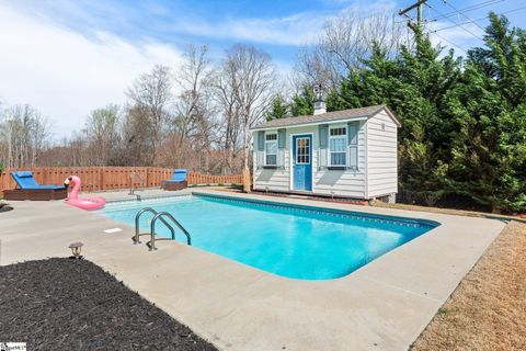 Tiny photo for 106 Common Oaks Court, Simpsonville, SC 29681 (MLS # 1584556)