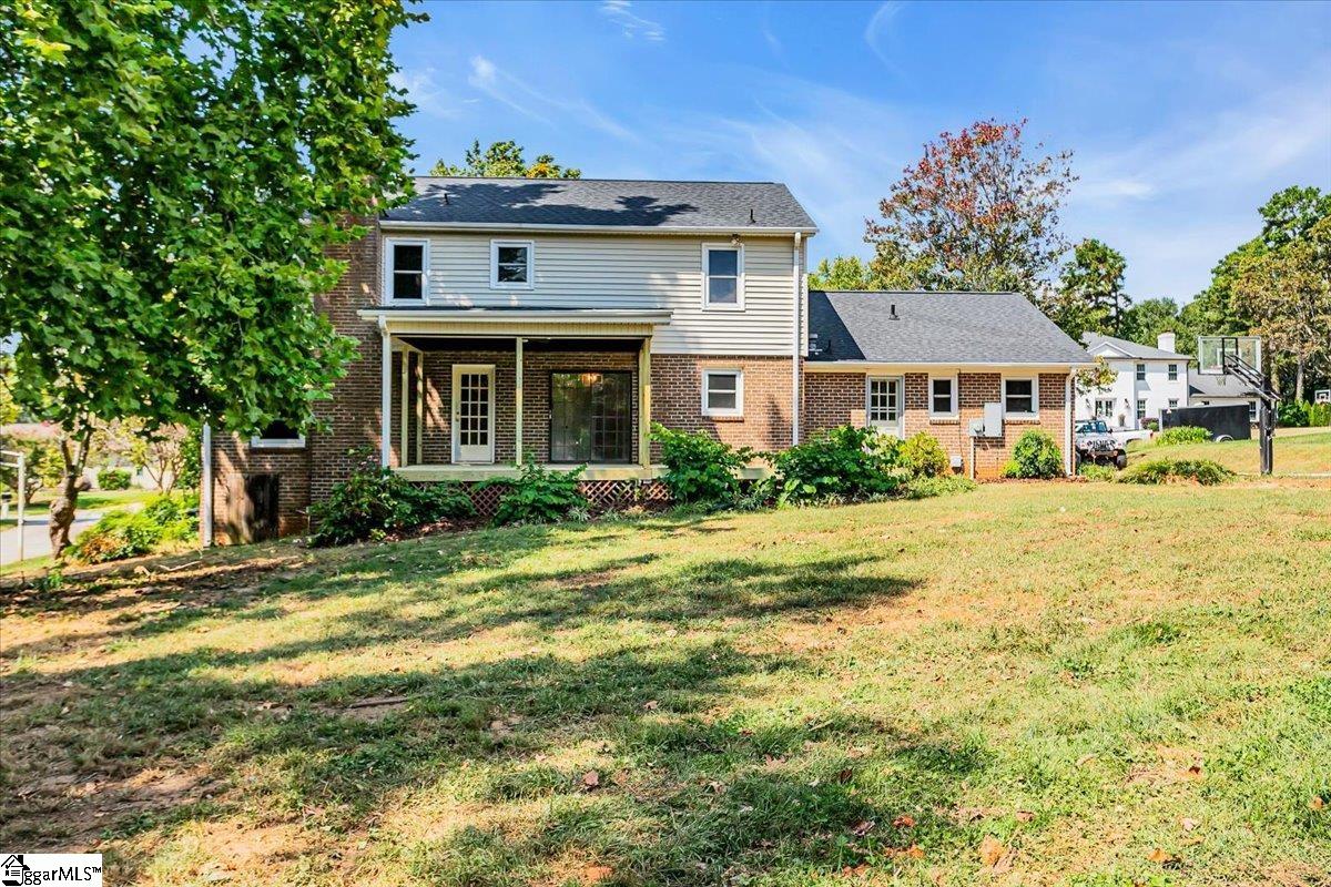 Greer, South Carolina 29650, United States, 4 Bedrooms Bedrooms, ,3 BathroomsBathrooms,Residential,Active,247341