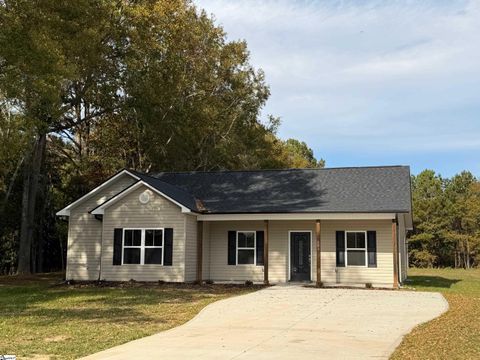 Photo of 293 Harry Drive, Anderson, SC 29624 (MLS # 1592105)