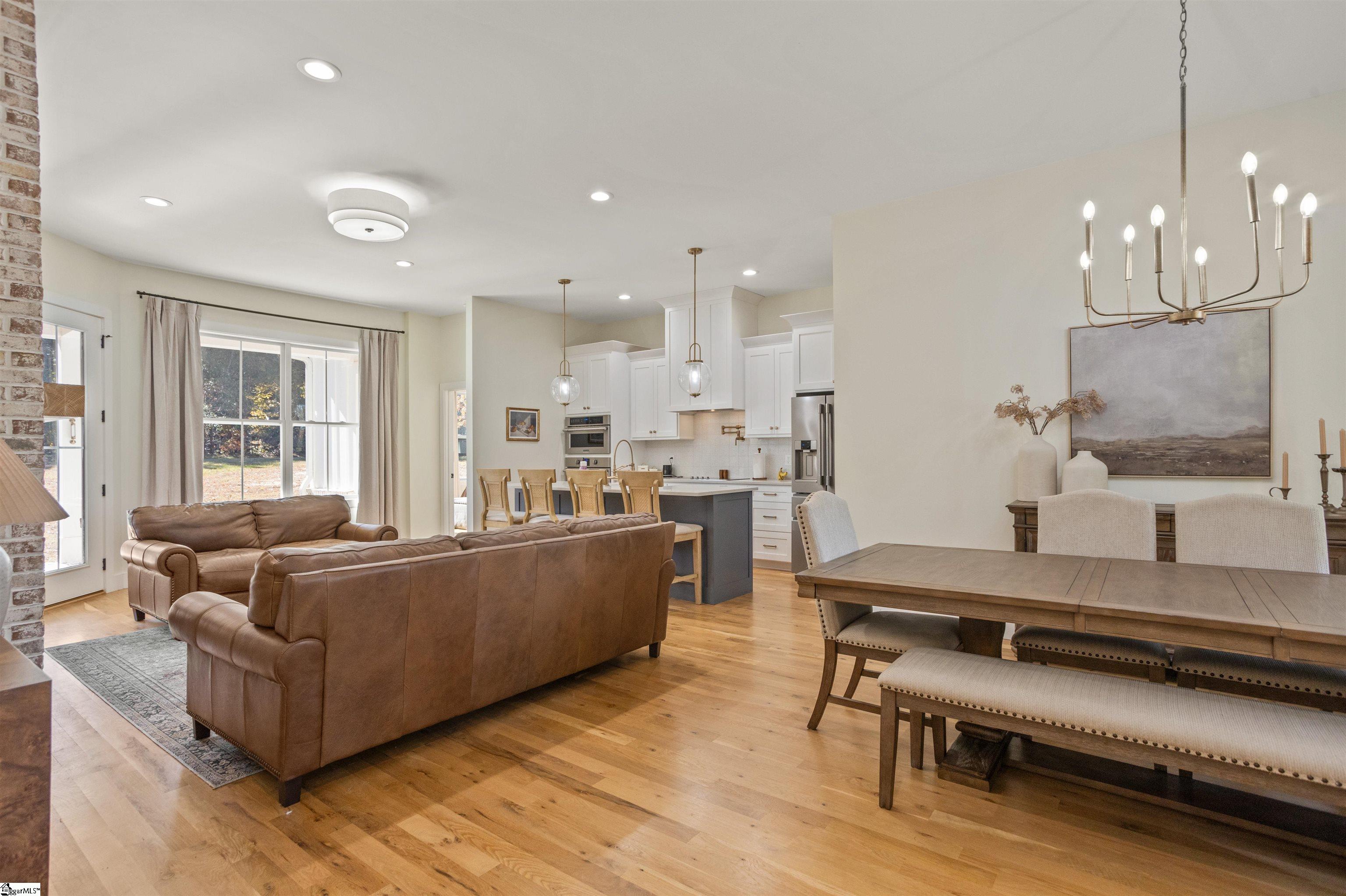 1543 Highway 11 Highway