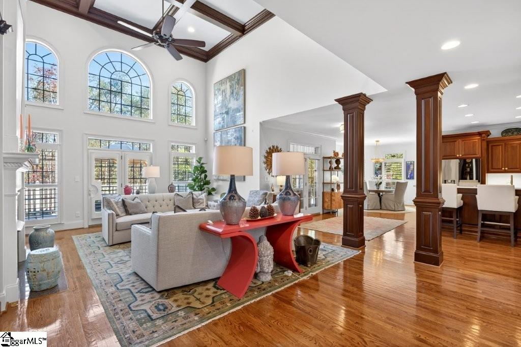 823 Inverness Circle