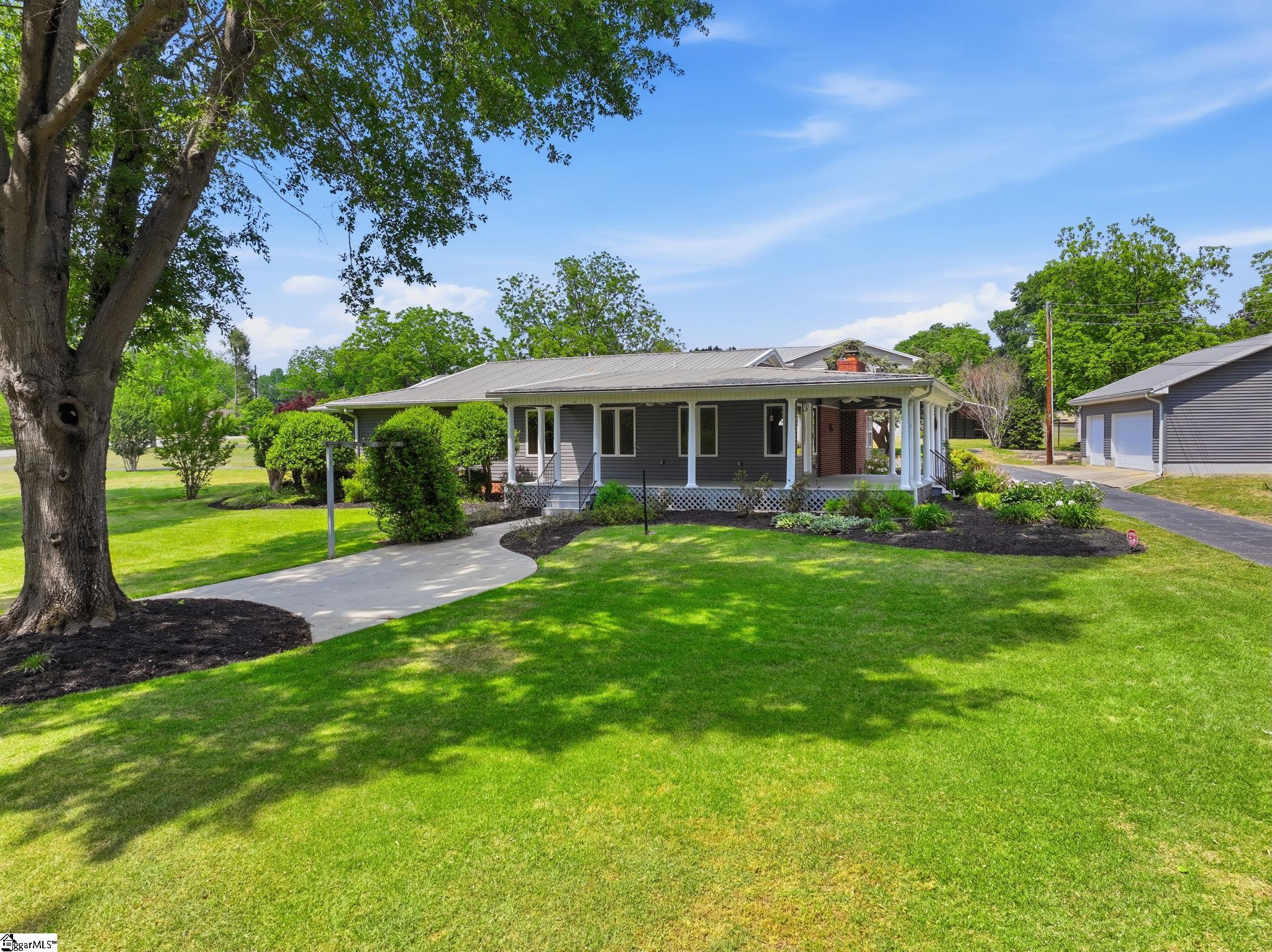 211 Bennett Circle