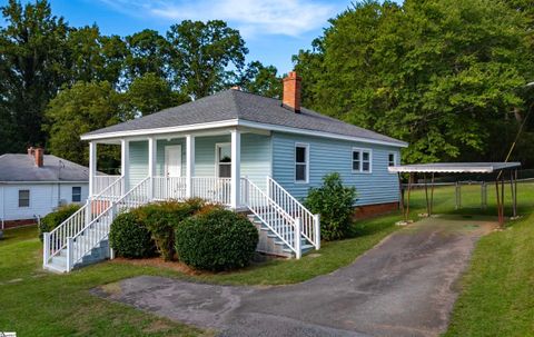 Photo of 145 Margaret Street, Easley, SC 29640 (MLS # 1571647)