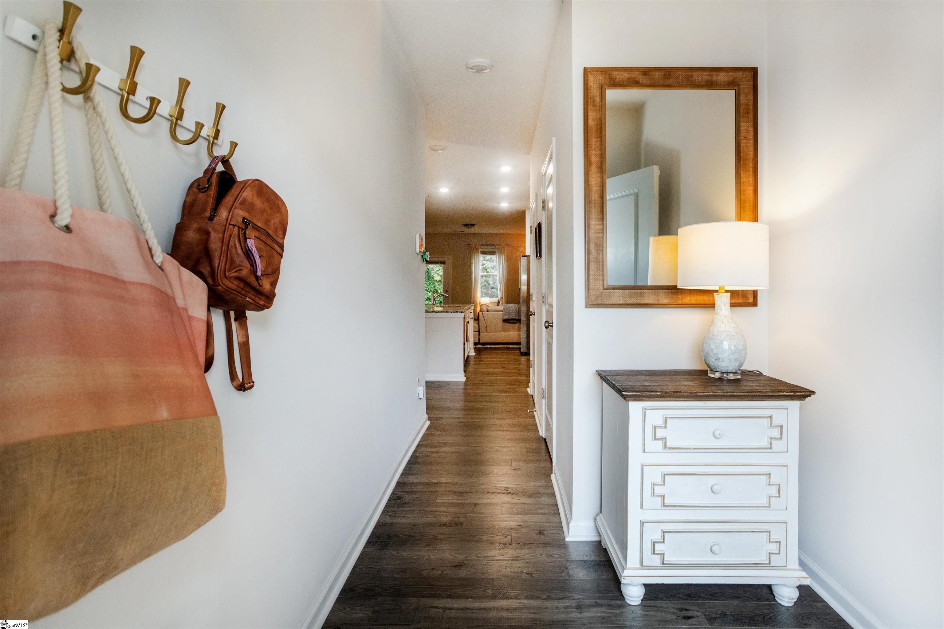 Greenville, South Carolina 29607, United States, 3 Bedrooms Bedrooms, ,3 BathroomsBathrooms,Residential,Contingent,142098