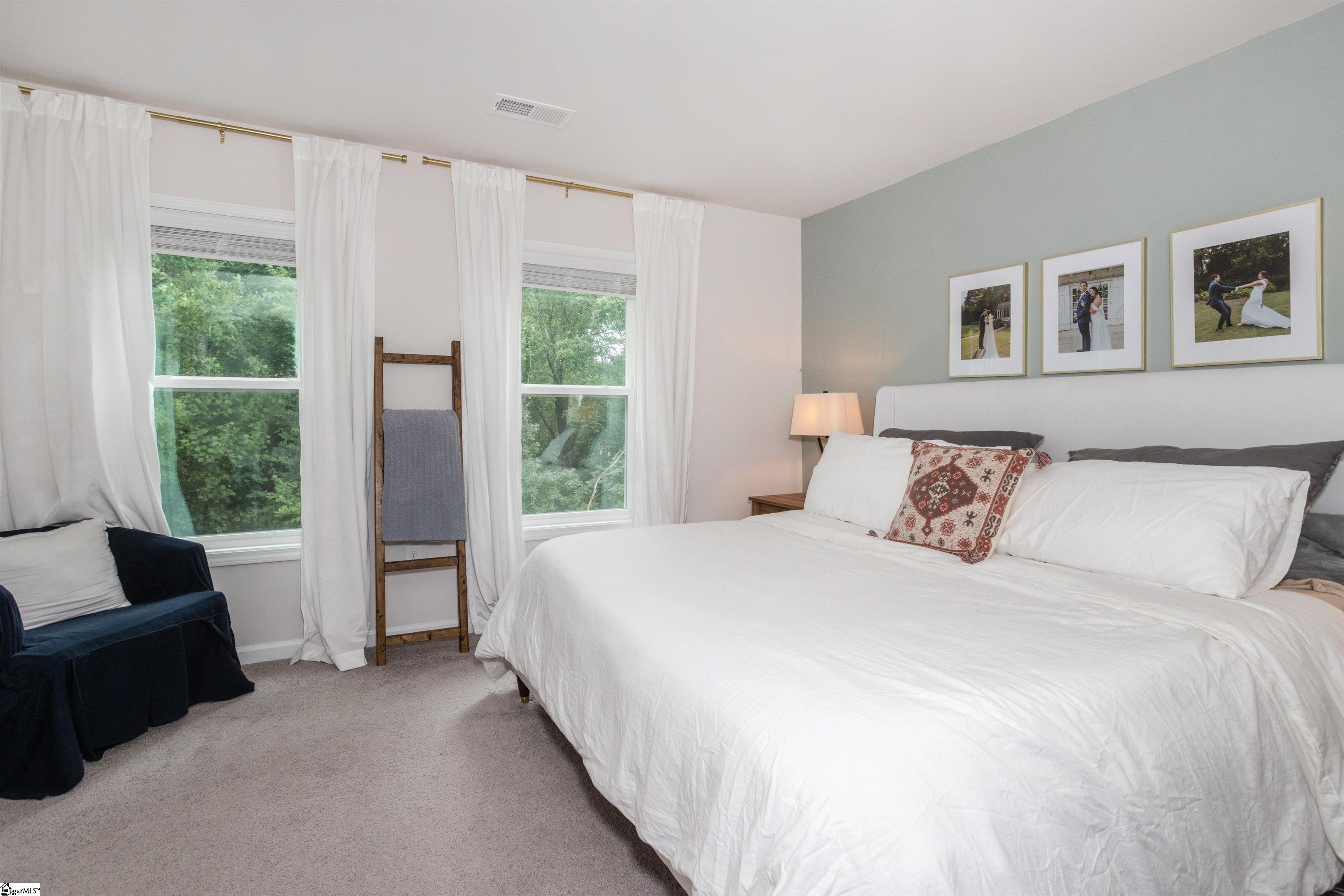 Greenville, South Carolina 29607, United States, 3 Bedrooms Bedrooms, ,3 BathroomsBathrooms,Residential,Contingent,142098