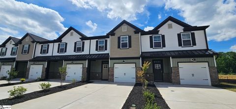 Photo of 409 Belgrove Way Lot 110 #Lot 110, Easley, SC 29640 (MLS # 1591061)