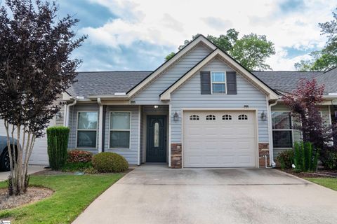 Photo of 554 Wesberry Circle, Spartanburg, SC 29301 (MLS # 1590308)