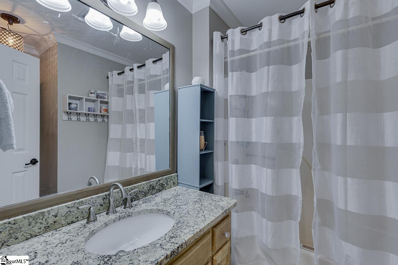 Greer, South Carolina 29650, United States, 4 Bedrooms Bedrooms, ,4 BathroomsBathrooms,Residential,Contingent,204077