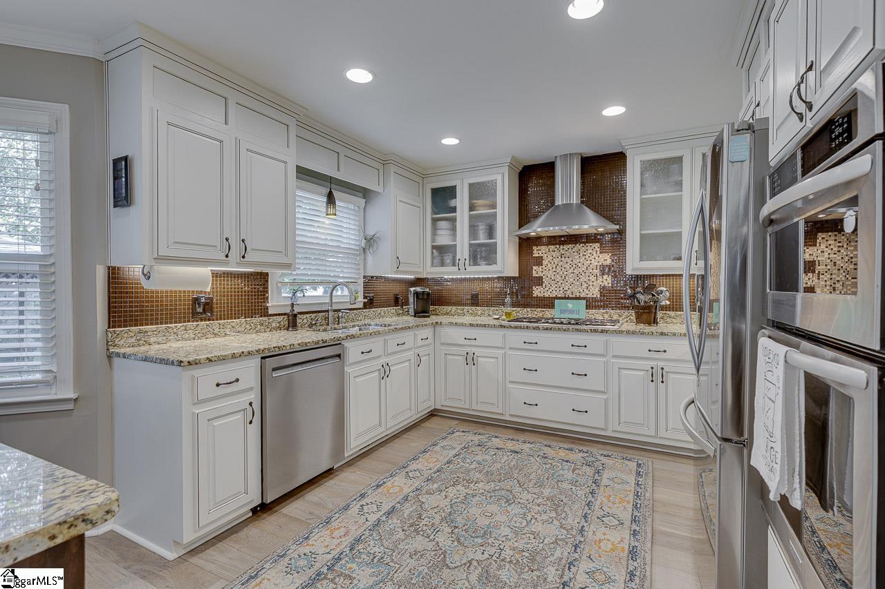 Greer, South Carolina 29650, United States, 4 Bedrooms Bedrooms, ,4 BathroomsBathrooms,Residential,Contingent,204077