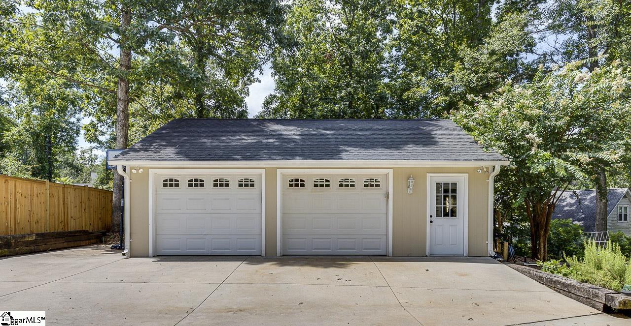 Greer, South Carolina 29650, United States, 4 Bedrooms Bedrooms, ,4 BathroomsBathrooms,Residential,Contingent,204077