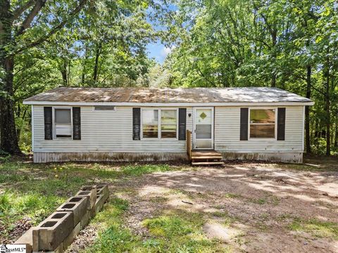431 Highway 101 Highway Gray Court SC 29645