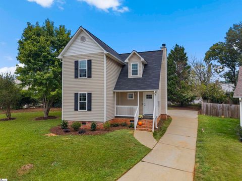Photo of 15 Haley Court, Greenville, SC 29607 (MLS # 1578903)
