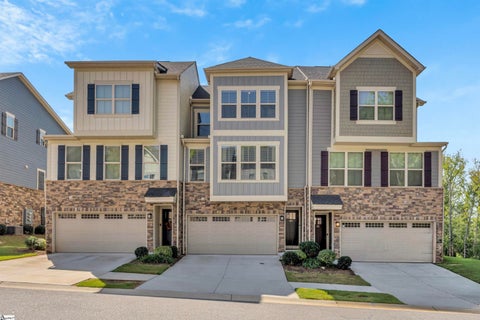 Photo of 29 Questover Drive, Greenville, SC 29607 (MLS # 1604674)