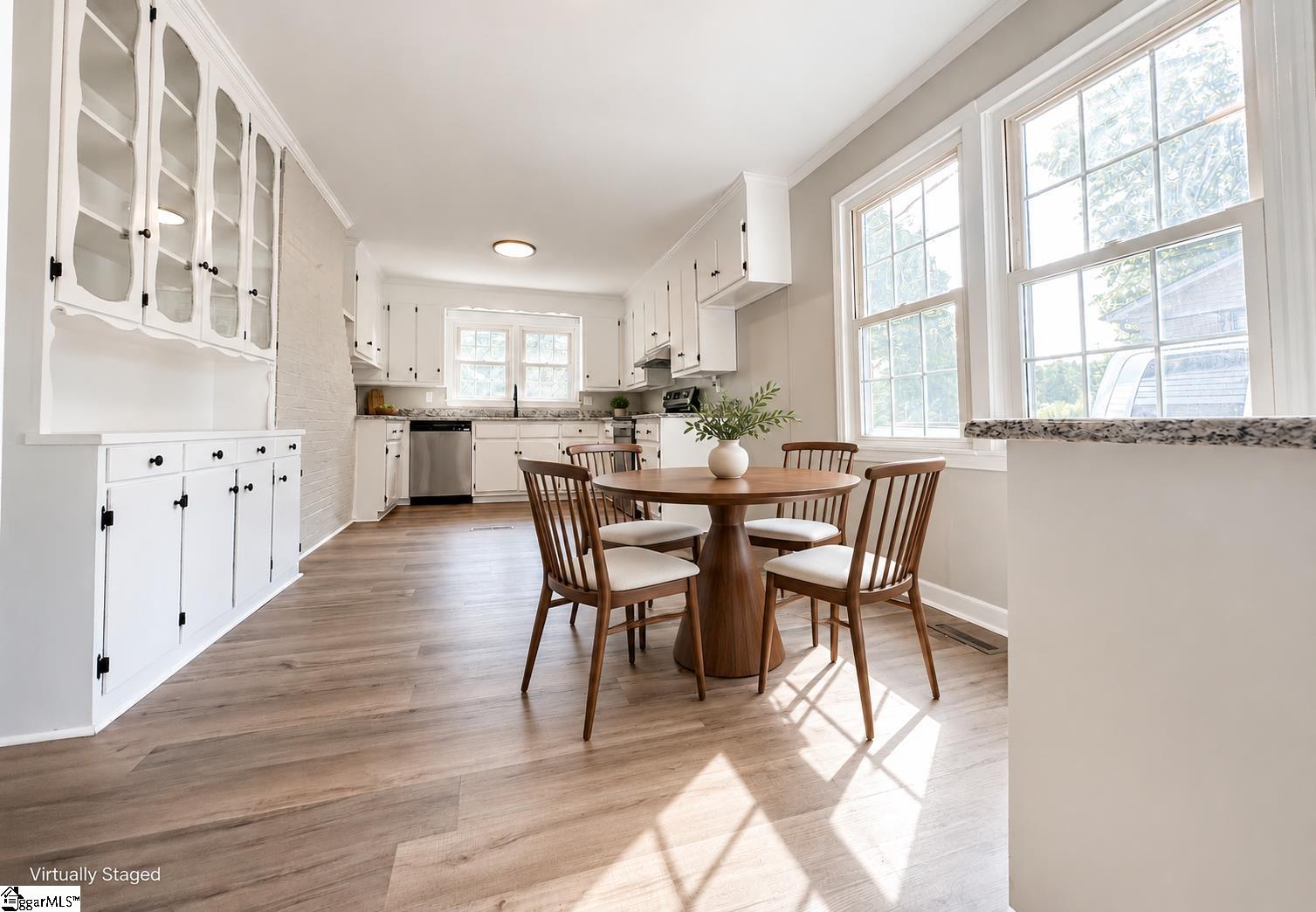 Real Estate Search 4 207 Ivy Drive