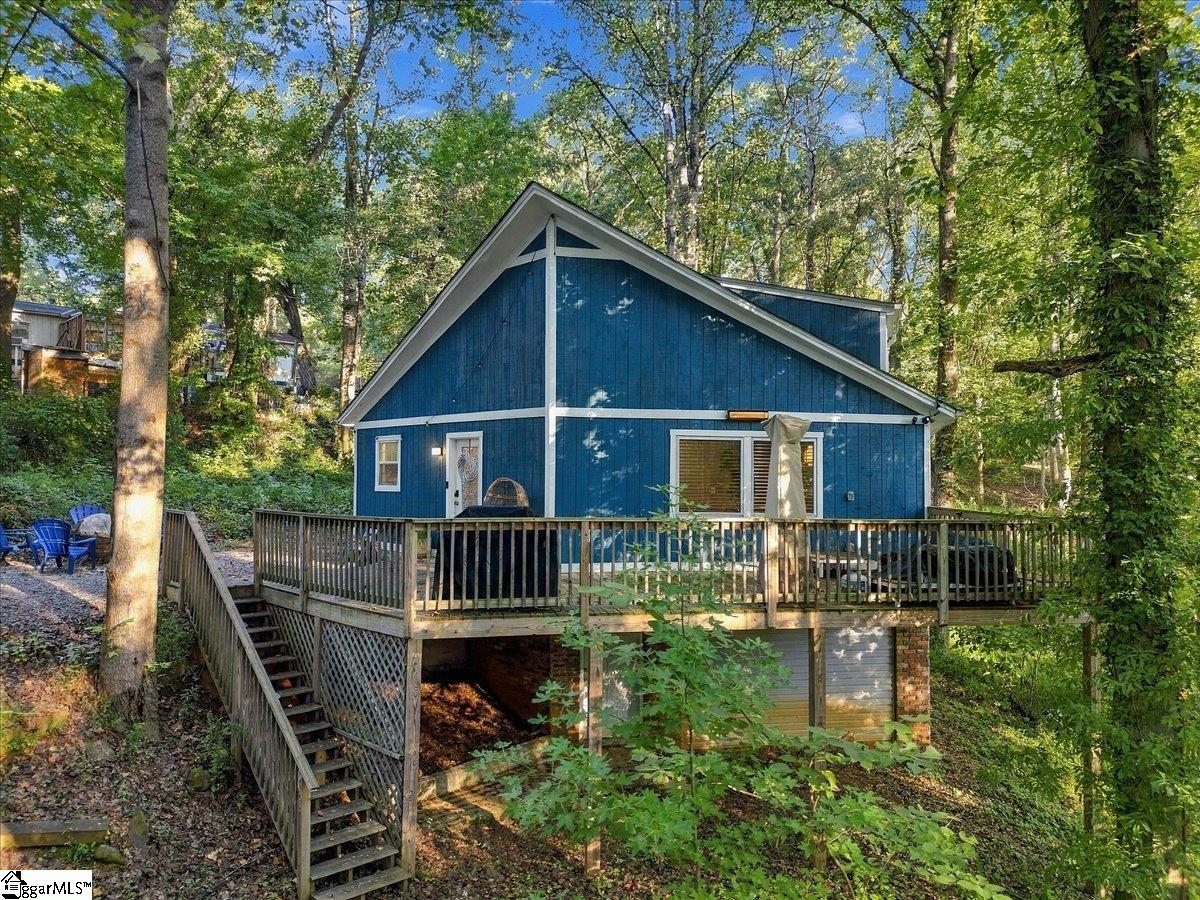 111 Lazy River Lane