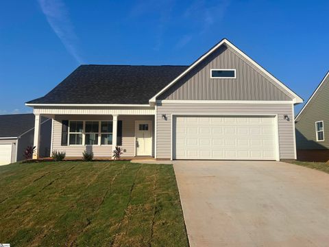 Photo of 235 Kahlen Court, Piedmont, SC 29673 (MLS # 1587646)