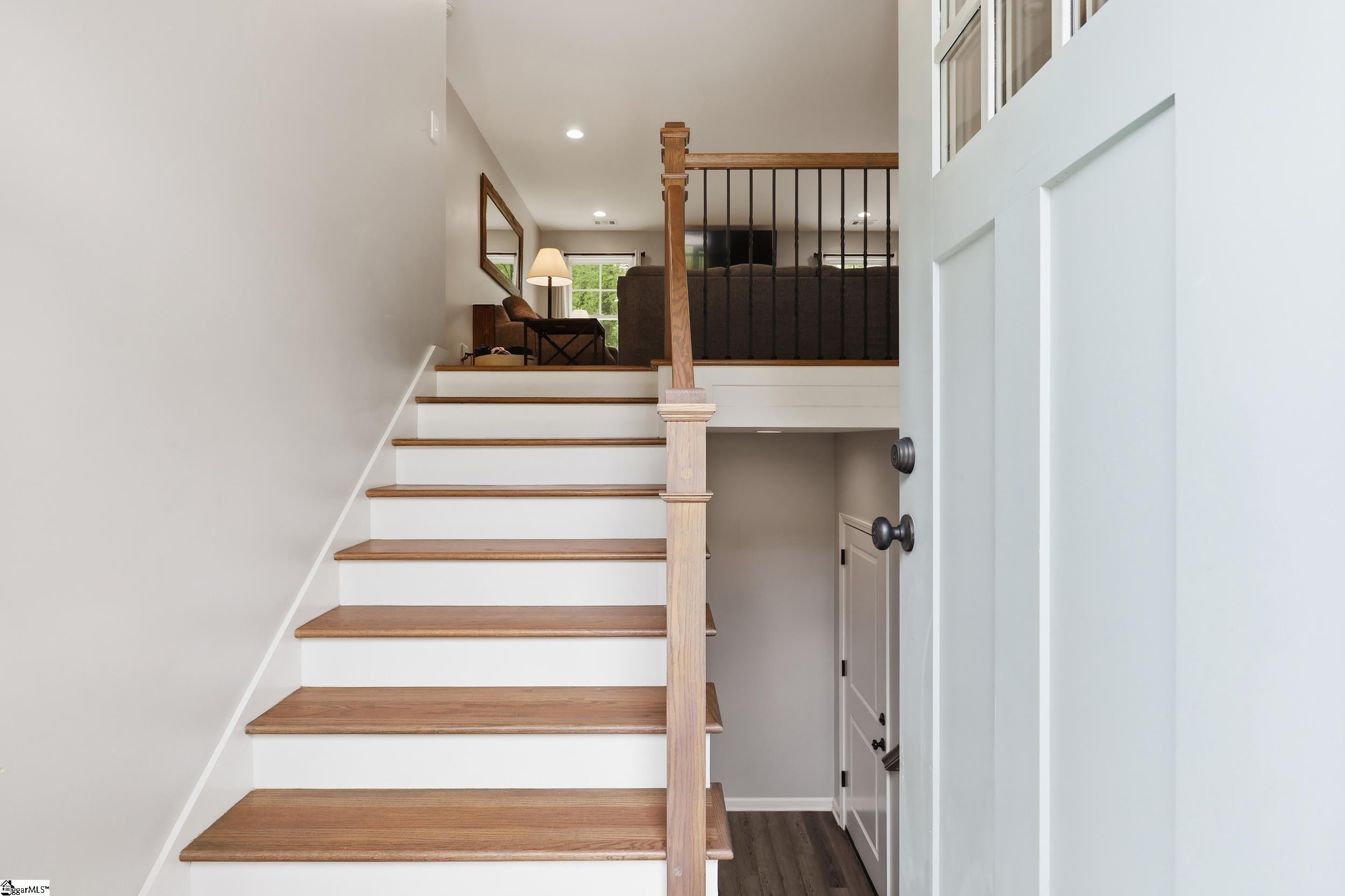 100 Victorian Lane