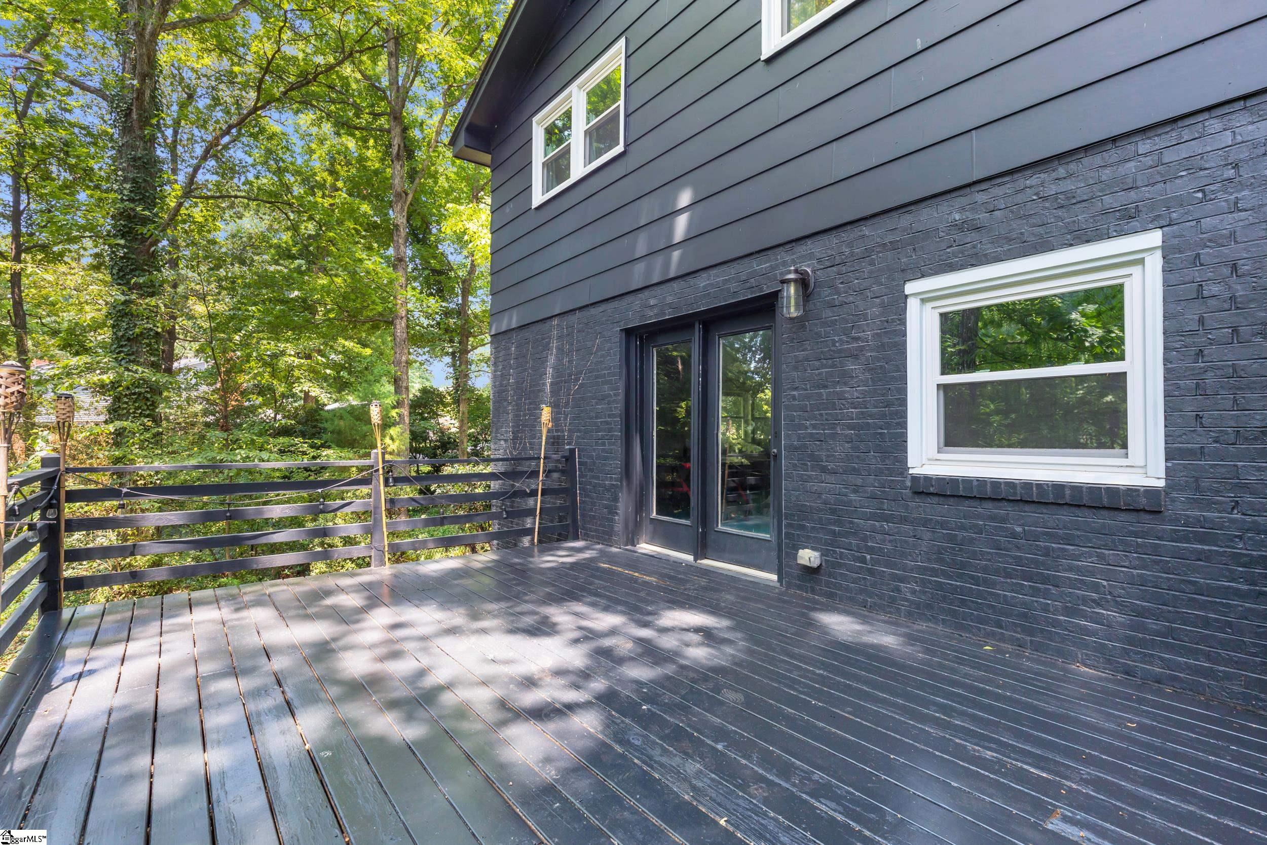 Greenville, South Carolina 29609, United States, 4 Bedrooms Bedrooms, ,3 BathroomsBathrooms,Residential,Contingent,169824