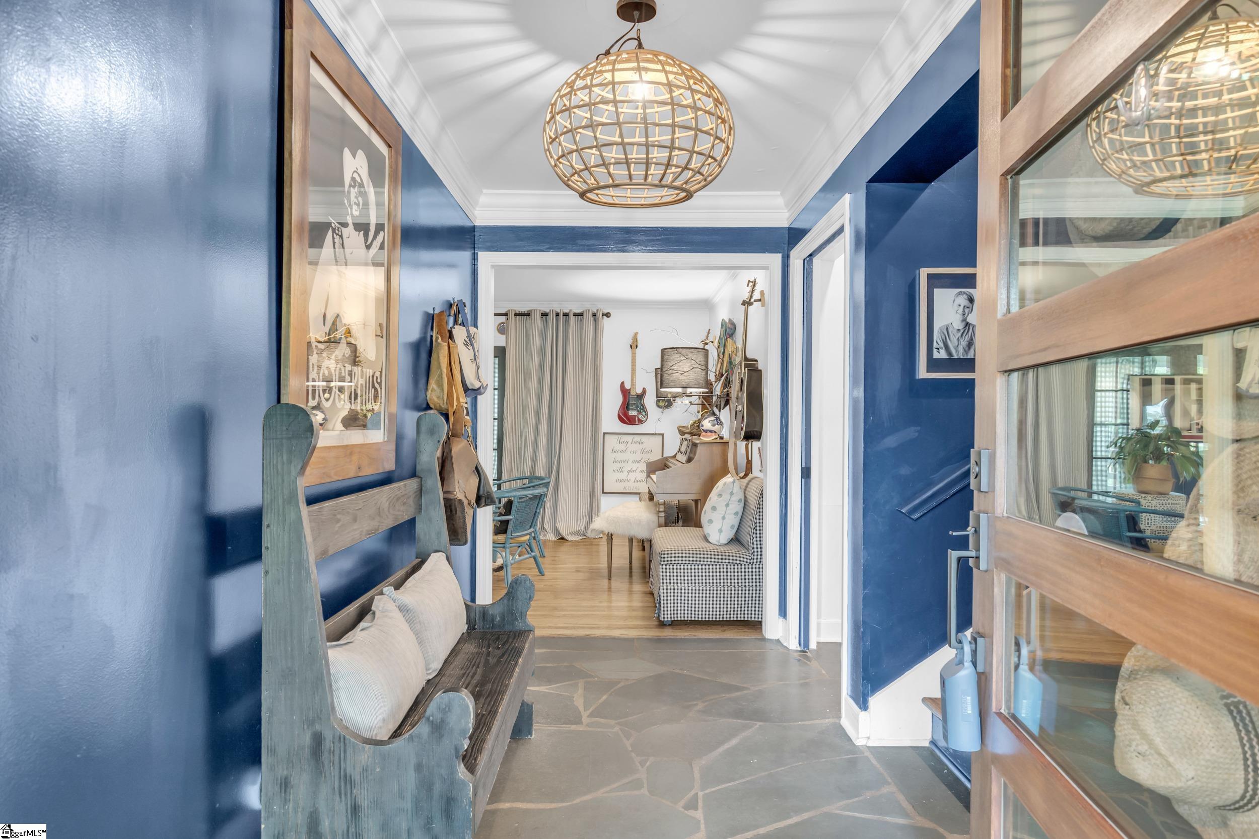 Greenville, South Carolina 29609, United States, 4 Bedrooms Bedrooms, ,3 BathroomsBathrooms,Residential,Contingent,169824