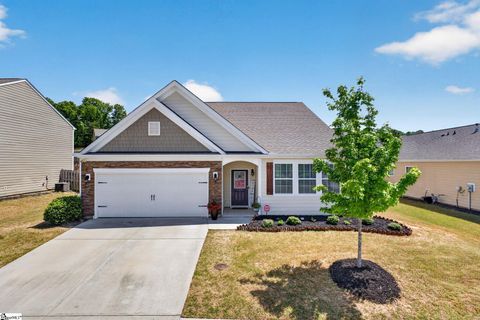 Photo of 216 Lake Grove Road, Simpsonville, SC 29681 (MLS # 1589567)
