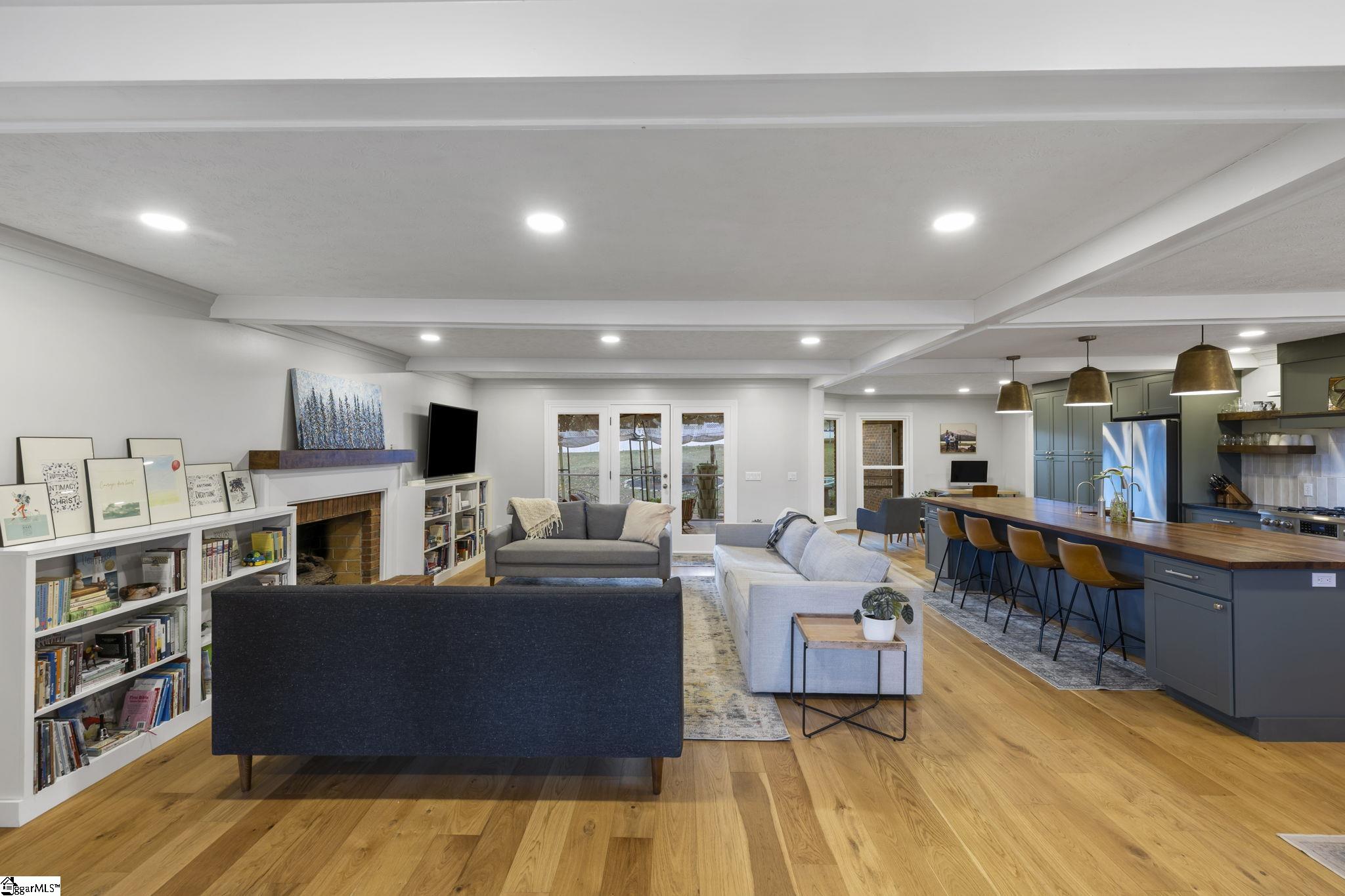 208 Glen Laurel Drive