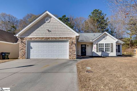 Photo of 211 Cassidy Court, Simpsonville, SC 29680 (MLS # 1577145)