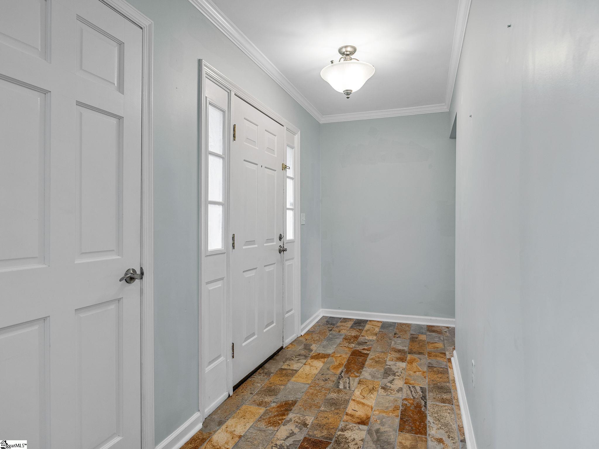 105 Buckstone Lane