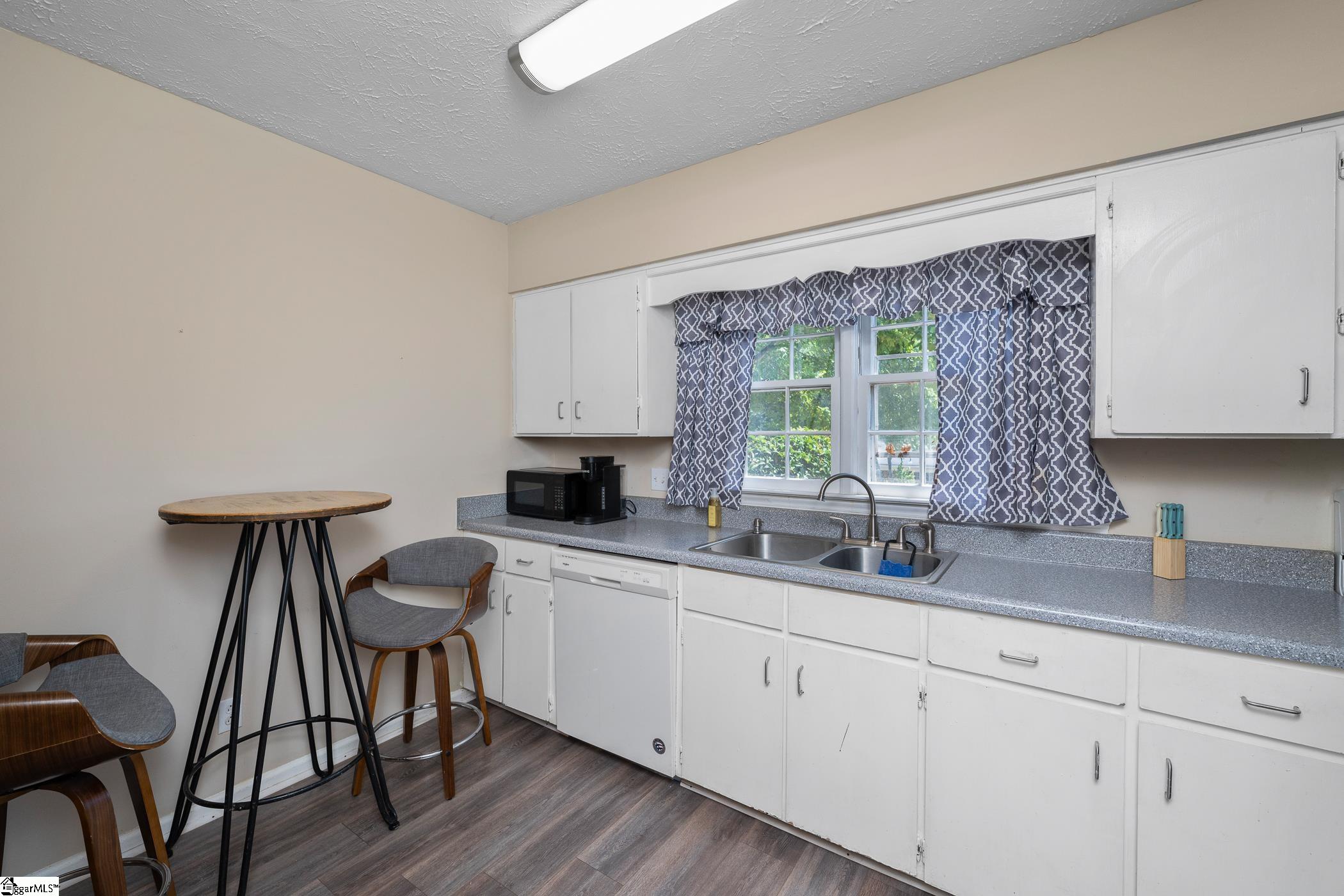 114 Fernridge Drive