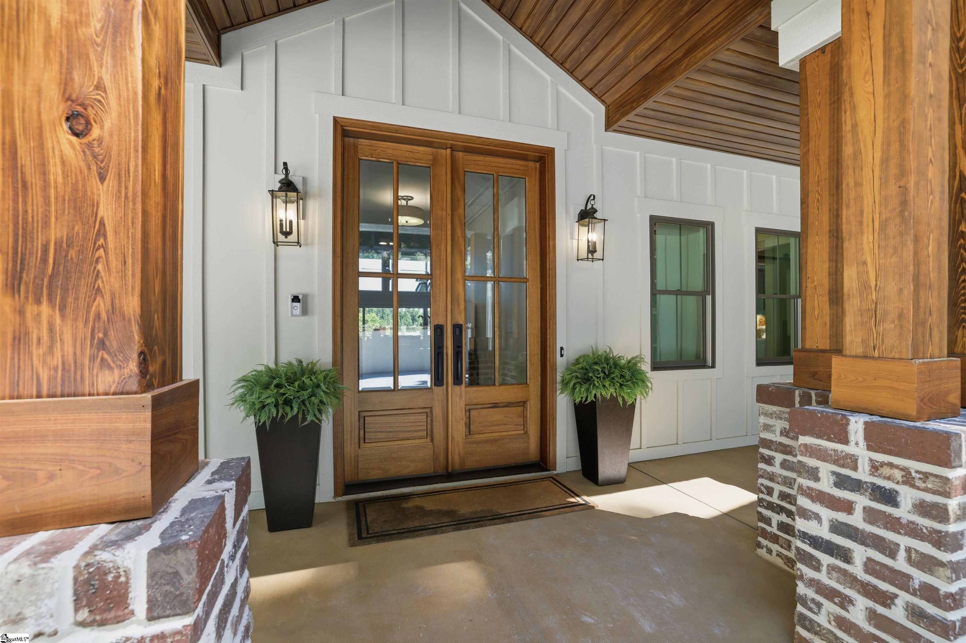 305 Harbor Drive