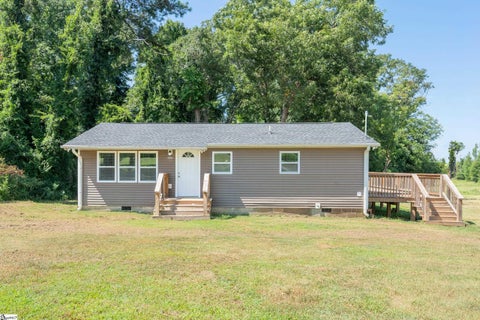 Photo of 300 Cedar Springs Road, Spartanburg, SC 29302 (MLS # 1606898)
