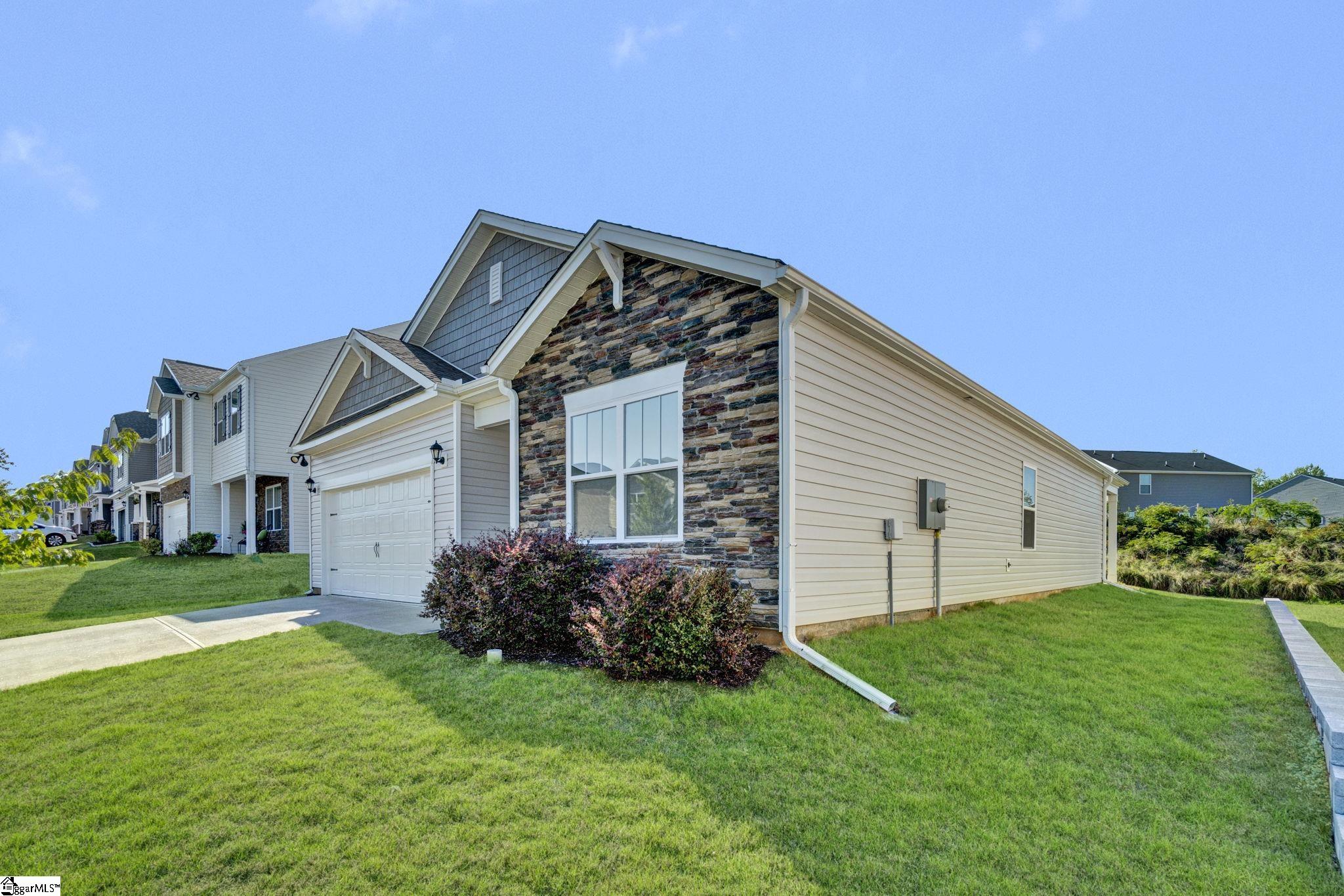 120 Lily Pond Place, Easley, SC Home for Sale 4 120 Lily Pond Place