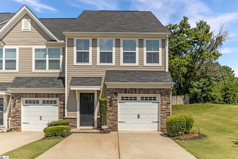 Photo of 300 Huntingdale Place, Simpsonville, SC 29681 (MLS # 1598552)