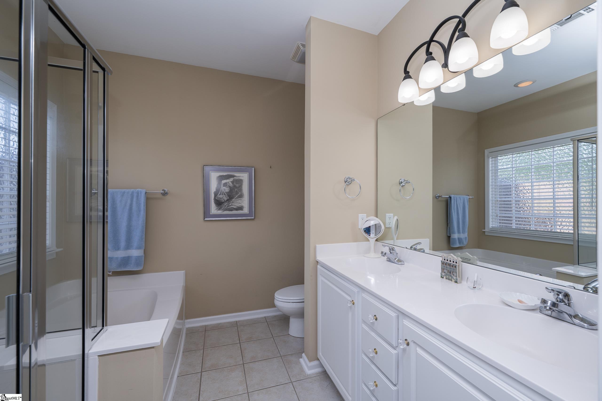 Greer, South Carolina 29650, United States, 3 Bedrooms Bedrooms, ,3 BathroomsBathrooms,Residential,Contingent,152210