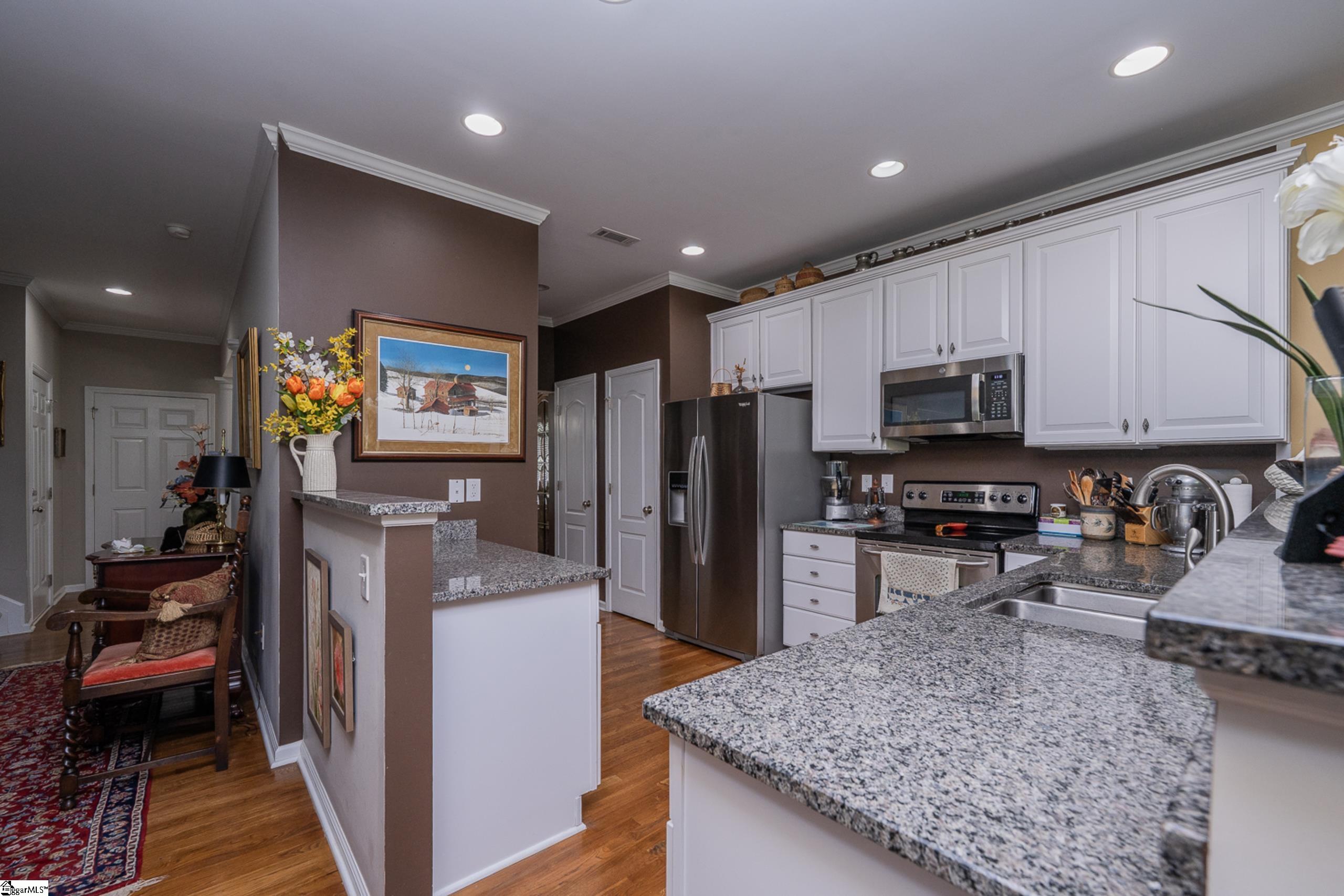 Greer, South Carolina 29650, United States, 3 Bedrooms Bedrooms, ,3 BathroomsBathrooms,Residential,Contingent,152210