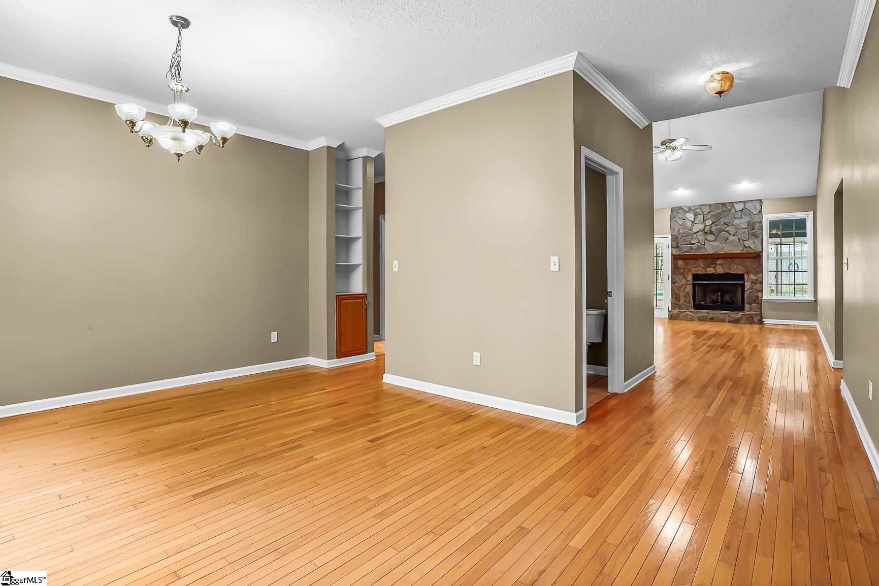 1298 Moorehead Place