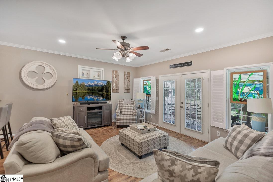 106 Harbour Springs Way