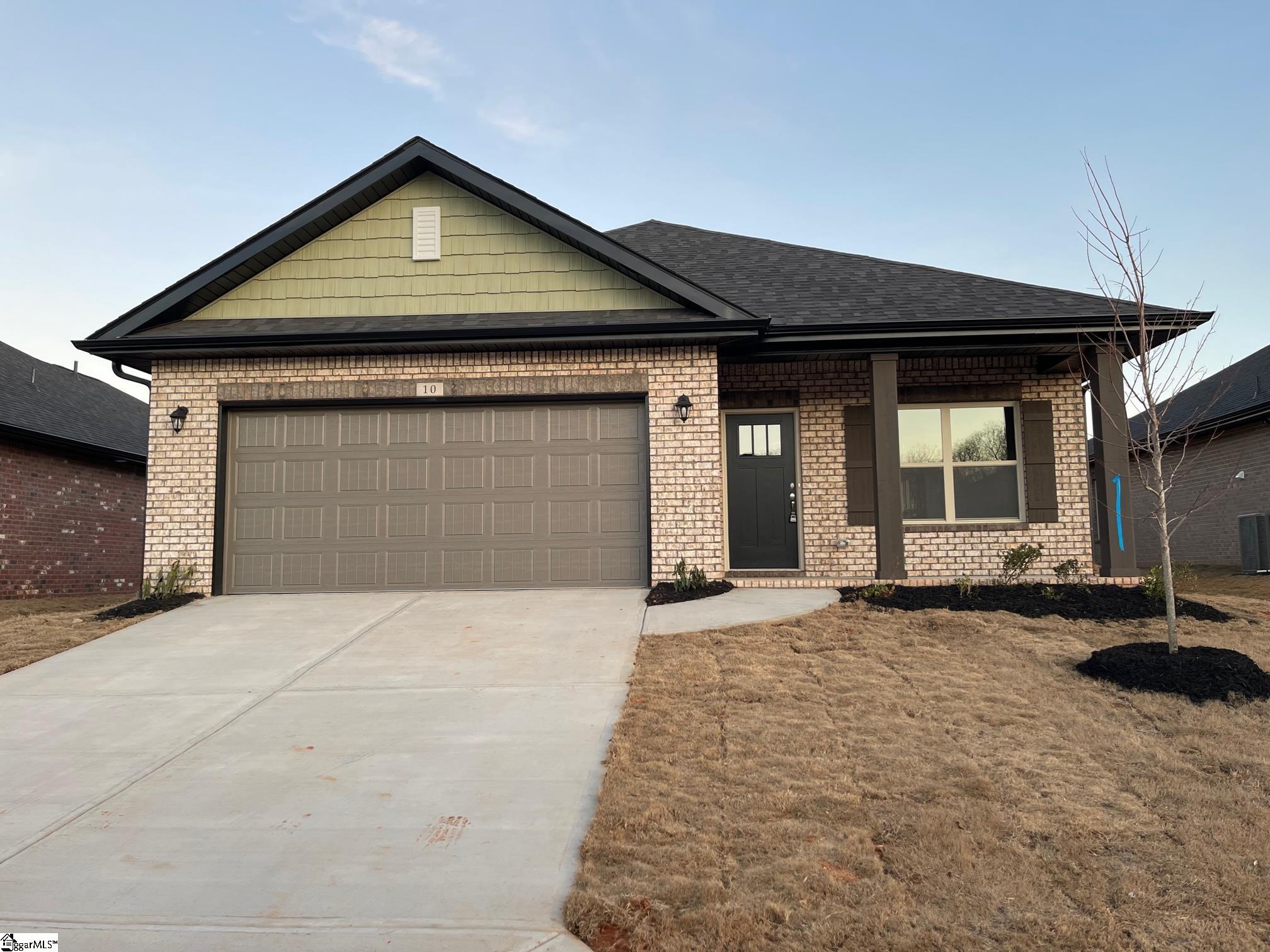 Simpsonville, South Carolina 29681, United States, 3 Bedrooms Bedrooms, ,2 BathroomsBathrooms,Residential,Active,81937