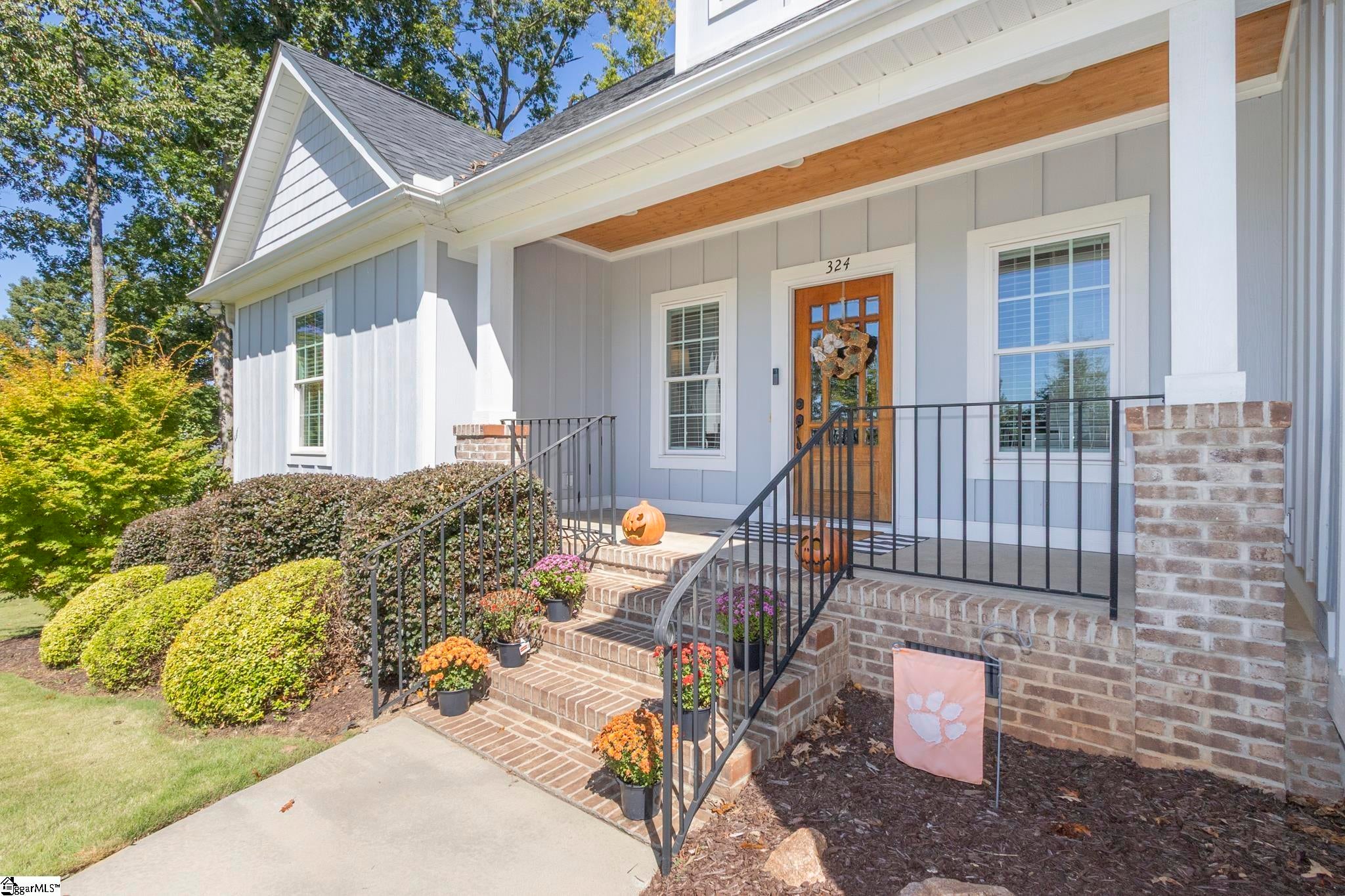 324 Bowen Drive