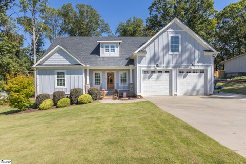 Photo of 324 Bowen Drive, Anderson, SC 29621 (MLS # 1606263)
