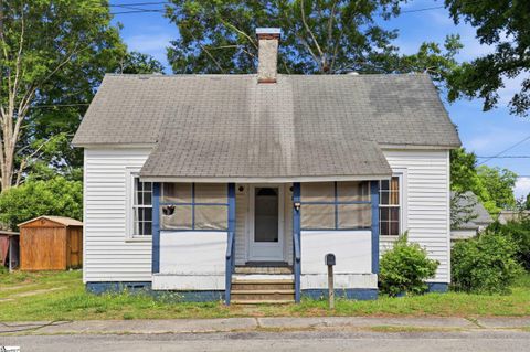 Photo of 19 Geer Street, Belton, SC 29627 (MLS # 1591697)