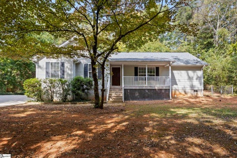 Photo of 612 Crestwood Drive, Greenville, SC 29609 (MLS # 1605507)