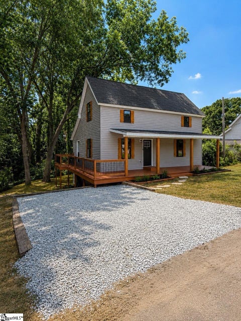 Photo of 12 Front Street, Pelzer, SC 29669 (MLS # 1601028)
