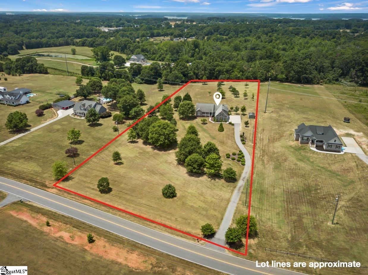 Anderson, South Carolina 29626, United States, 3 Bedrooms Bedrooms, ,3 BathroomsBathrooms,Residential,Active,178805